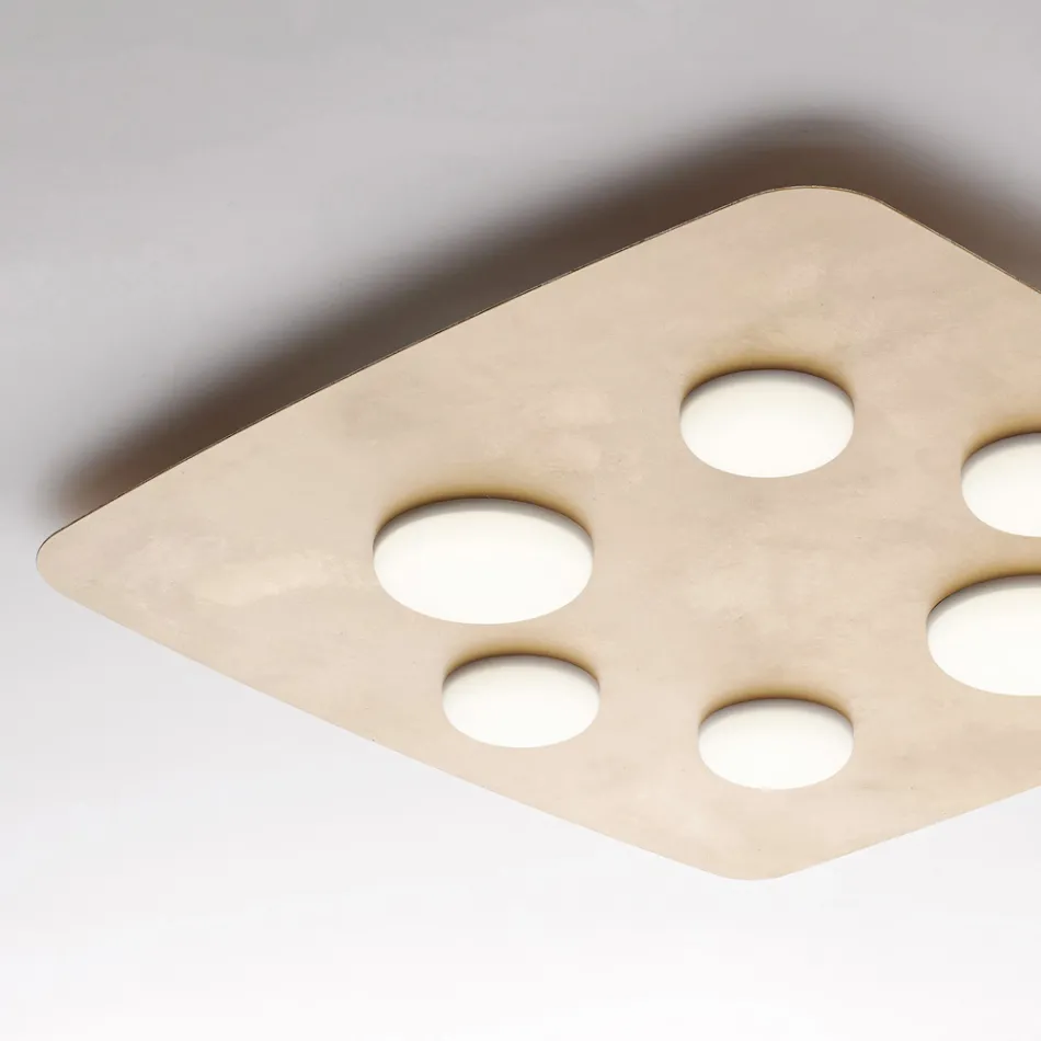 En modern lampa i glas och metall för elegant inredning – Kepler Viadurini