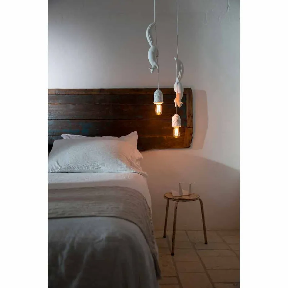 Hängande lampa i matt vit keramik med ekorre och ekollon - ekorre Viadurini