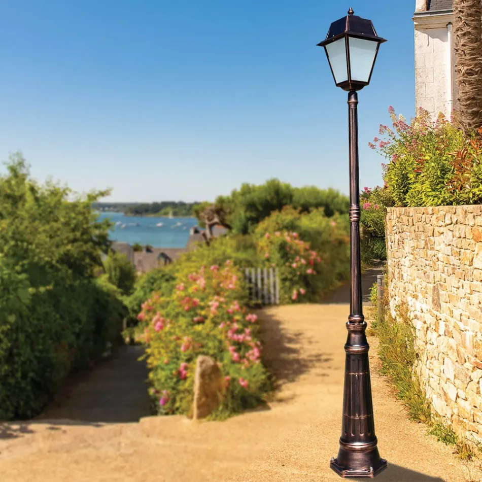 Trädgårdslampa i vintagestil i aluminium och glas Tillverkad i Italien - Doroty Viadurini