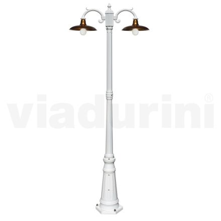 Gatulampa i vintagestil 2 lampor i aluminium och mässing Tillverkad i Italien - Adela Viadurini