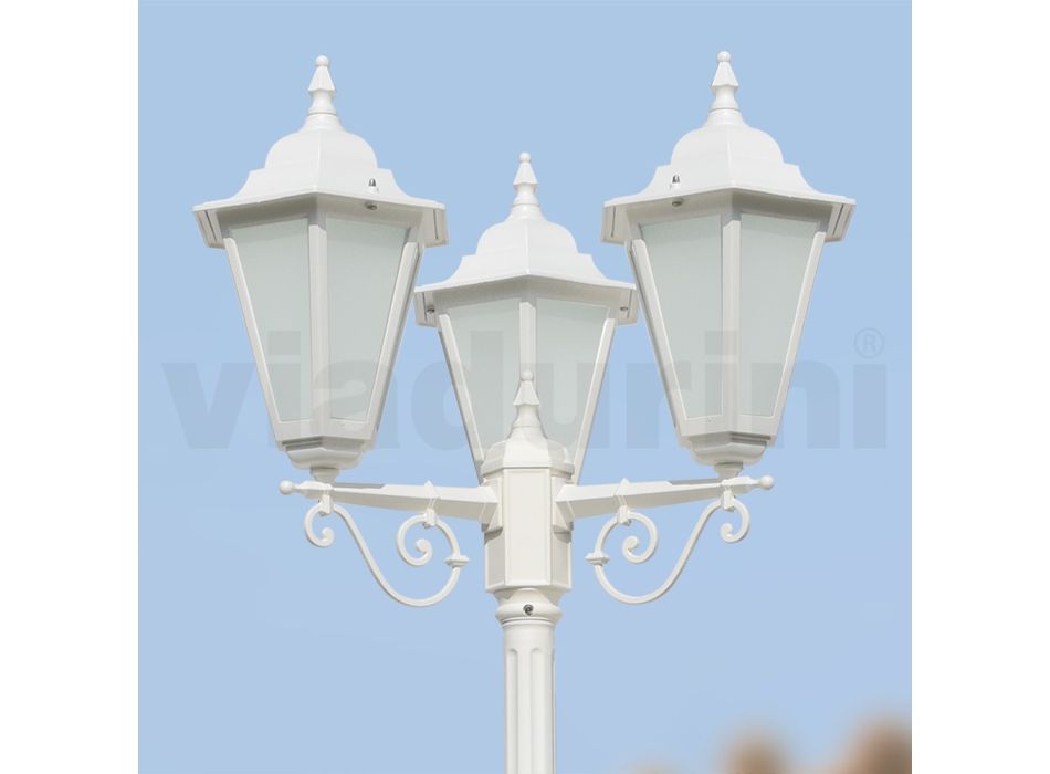 Gatulampa i vintagestil 3 lampor i aluminium och glas Tillverkad i Italien - Terella Viadurini