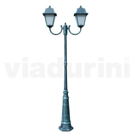 Vintage lyktstolpe med 2 lampor i aluminium och glas Tillverkad i Italien - Doroty Viadurini