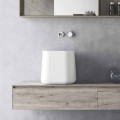 Tvättställ i bänkskiva i modern design i vitt harts - Tulyp