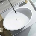 Oval tvättställ designad på bänkskivan producerad 100% i Italien, Frascati