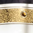 Rund inbyggd diskbänk i eldlera och guld gjord i Italien, Otis Viadurini