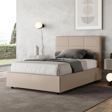 Säng 140x200 cm med rektangulär sänggavel i konstläder Tillverkad i Italien - Brina Viadurini