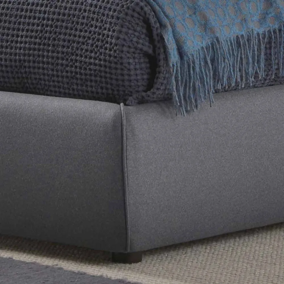 Dubbelsäng med stoppad låda i Corolle tyg av Bolzan Viadurini