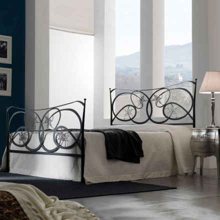 Dubbelsäng med kuddar, madrass och 2 sängbord Made in Italy - Natural Viadurini