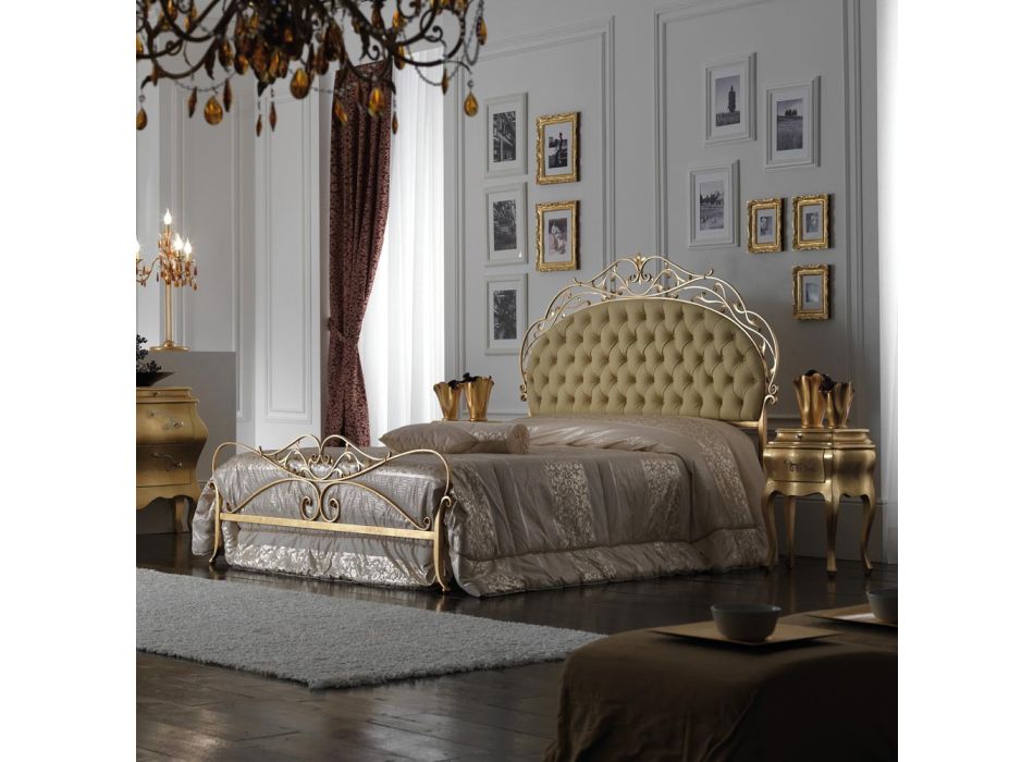 Dubbelsäng med madrass, kuddar och 2 sängbord Made in Italy - Laki Viadurini