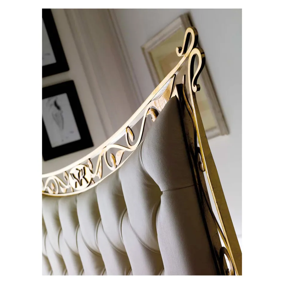 Klassisk stil dubbelsäng i järn och läder Made in Italy - King Viadurini