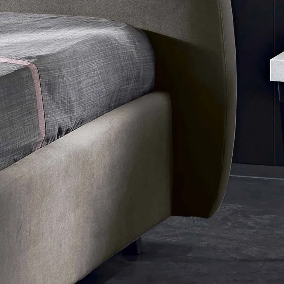 Stoppade dubbelsäng med modern container 160x190 / 200 Reby Viadurini