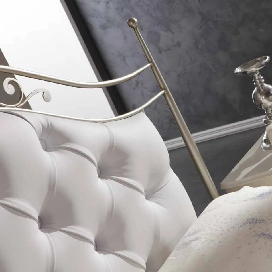 Stoppade dubbelsäng handgjord i massivt järn Gracie Viadurini