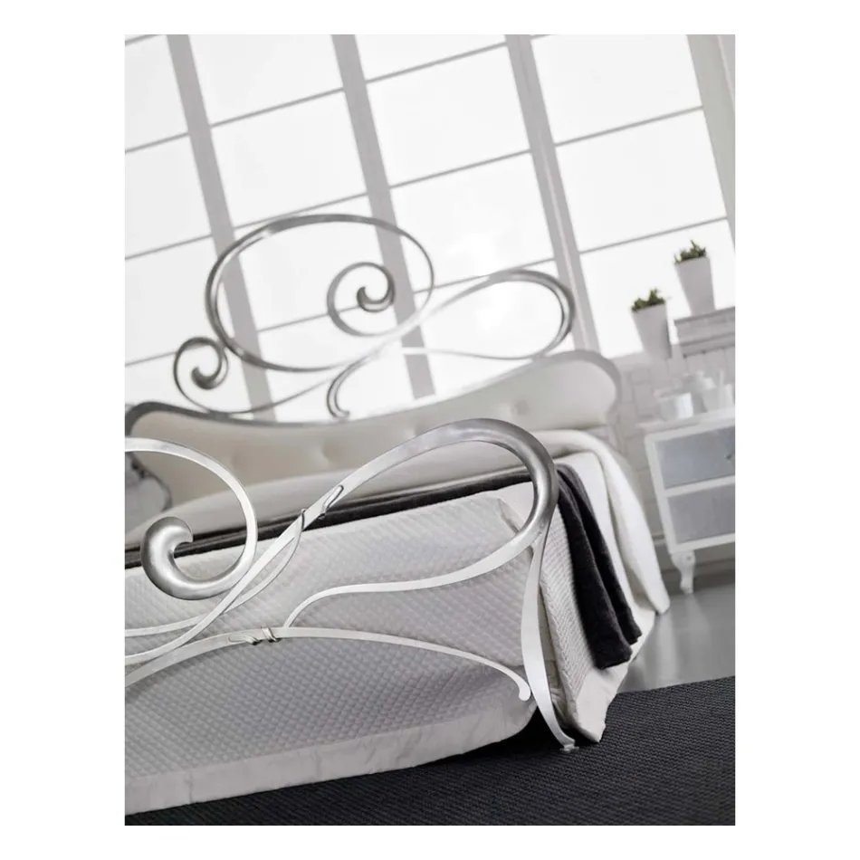 Dubbelsäng i järn med koordinerad fotbräda Made in Italy - Laser Viadurini