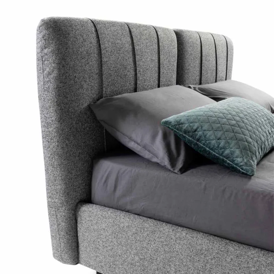 Tygdubbelsäng med låda och randigt huvudgavel gjord i Italien - Nives Viadurini