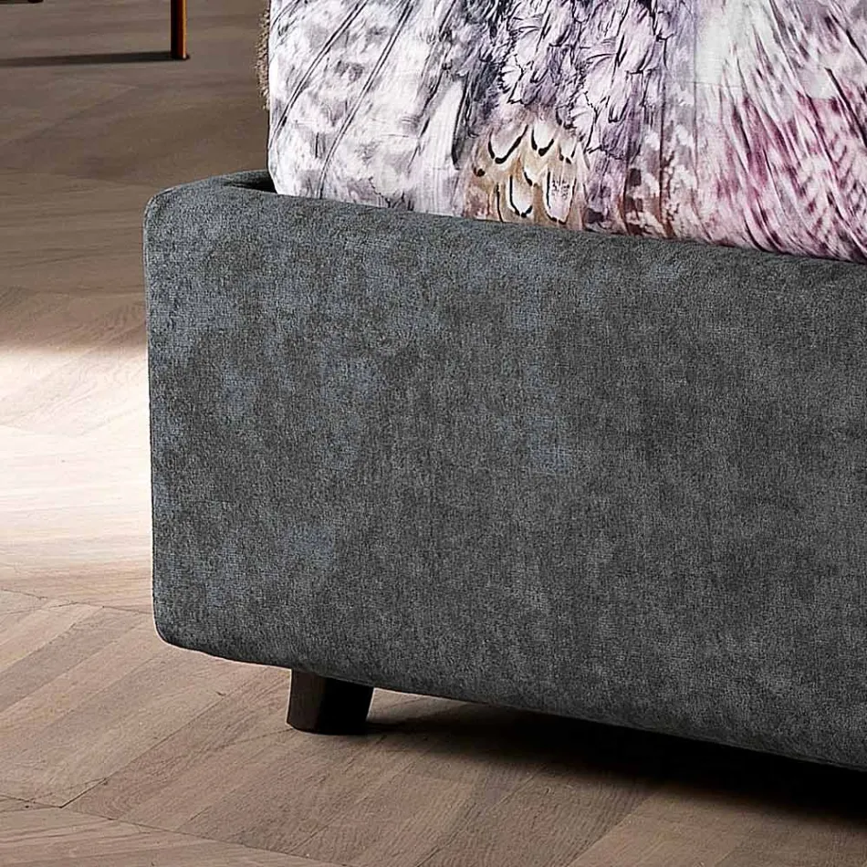 Modern stoppad dubbelsäng med quiltad eller slät design - Aftamo Viadurini