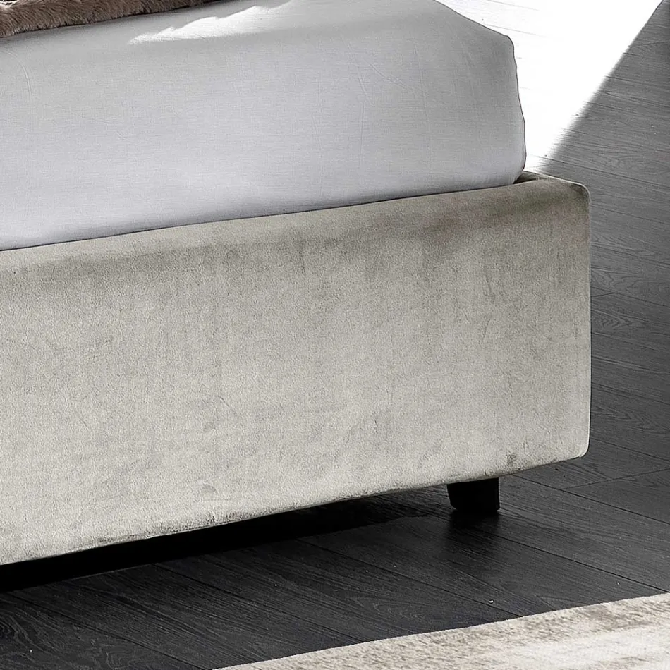 Modern stoppad dubbelsäng med quiltad eller slät design - Aftamo Viadurini