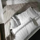 Modern rund dubbelsäng med kantig huvudgavel Tillverkad i Italien - Tima Viadurini