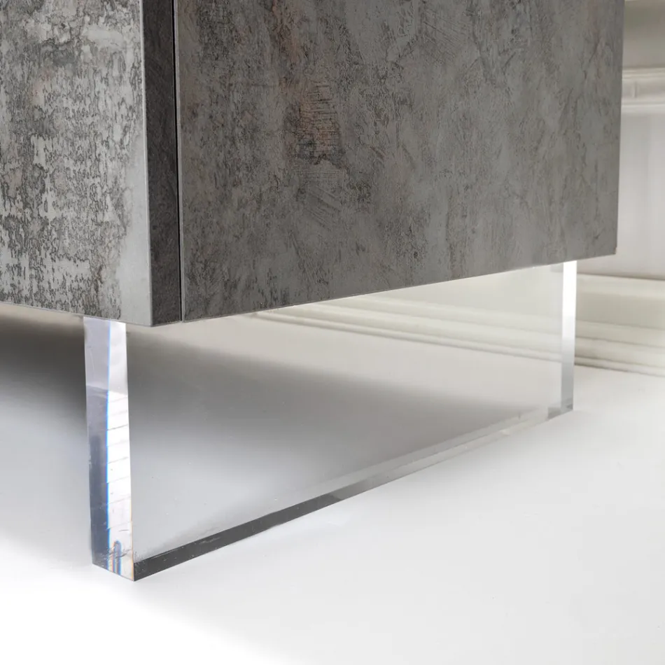 Skänk med 2 dörrar och 2 centrala öppna fack i melamin Tillverkad i Italien - Minnie Viadurini