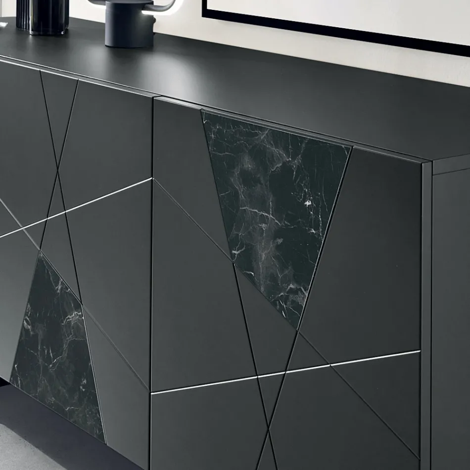 Skänk med 3 dörrar i lackerad MDF med pantograf och glasinsatser i marmorlook - Danila Viadurini