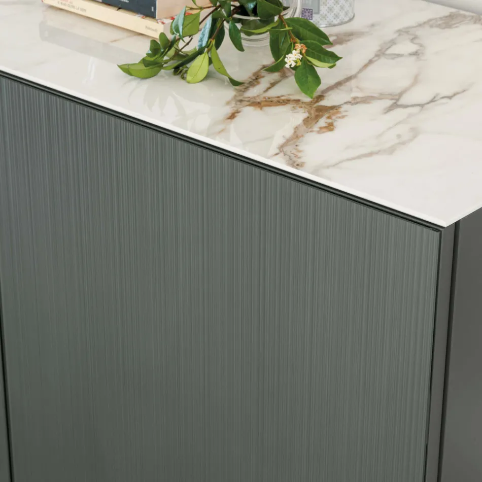 Vardagsrumsskänk med stålbotten och melaminstruktur - Adriel Viadurini