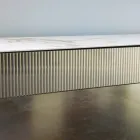 Vardagsrumsskänk med stålbotten och melaminstruktur - Adriel Viadurini