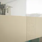 Vardagsrumsskänk i mattlackerad Mdf och glas Made in Italy - Ninetta Viadurini