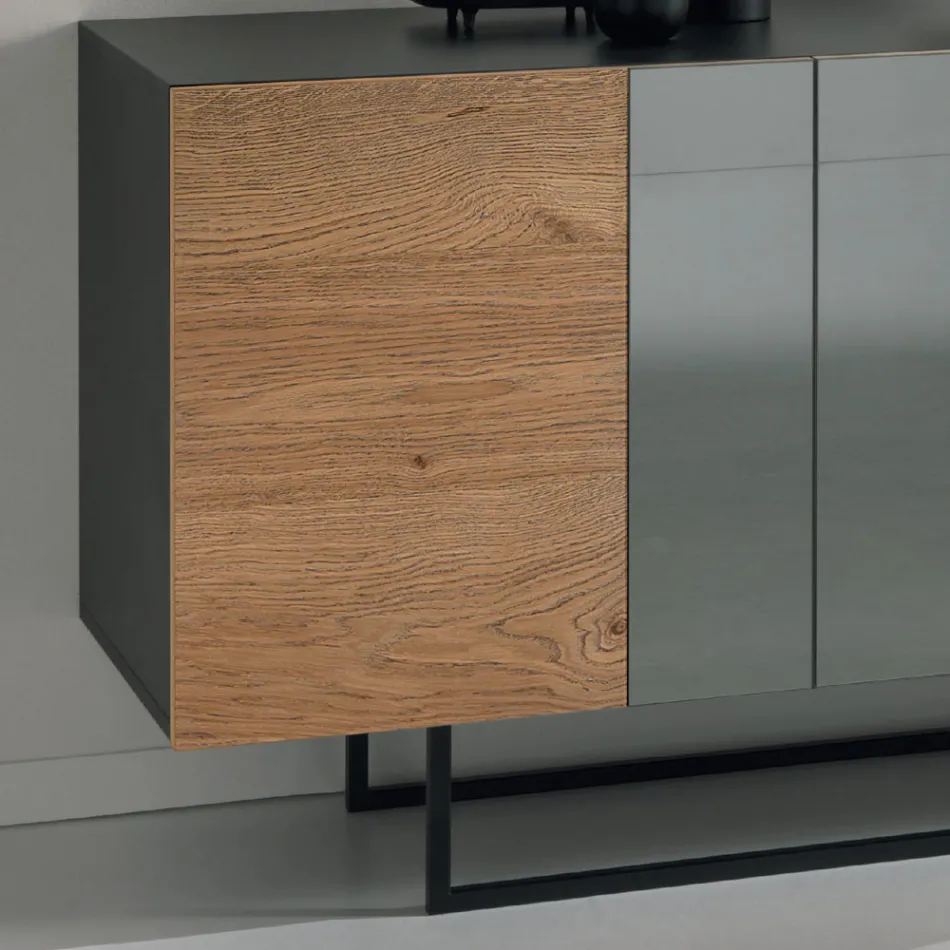 Skänk i melamin med 3 ekdörrar och spegel Tillverkad i Italien - Romina Viadurini