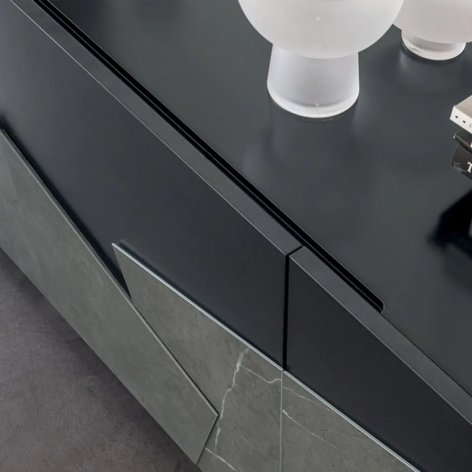 Vardagsrumsskänk i lackad Mdf 3 dörrar med keramiska insatser - Imperio Viadurini