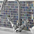 1-håls handfatsblandare med hög pip i vintage mässing Tillverkad i Italien - Elisea Viadurini