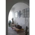 Väggklocka för modern design i svart eller vitt järn tillverkat i Italien - Baldo Viadurini