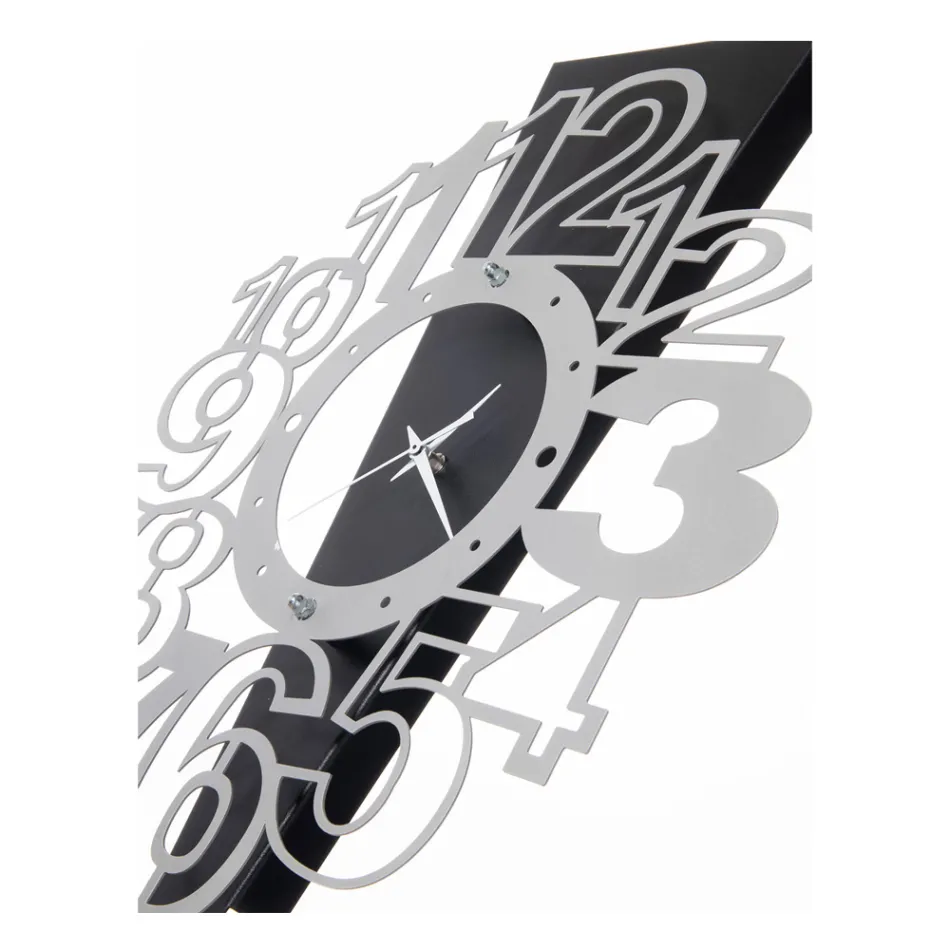 Väggklocka i järn med utropstecken Tillverkad i Italien - Hand Viadurini