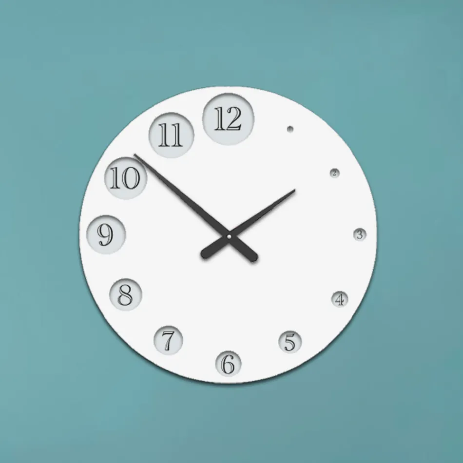 Träklocka med gradvis förstorande siffror Tillverkad i Italien - Kenya Viadurini