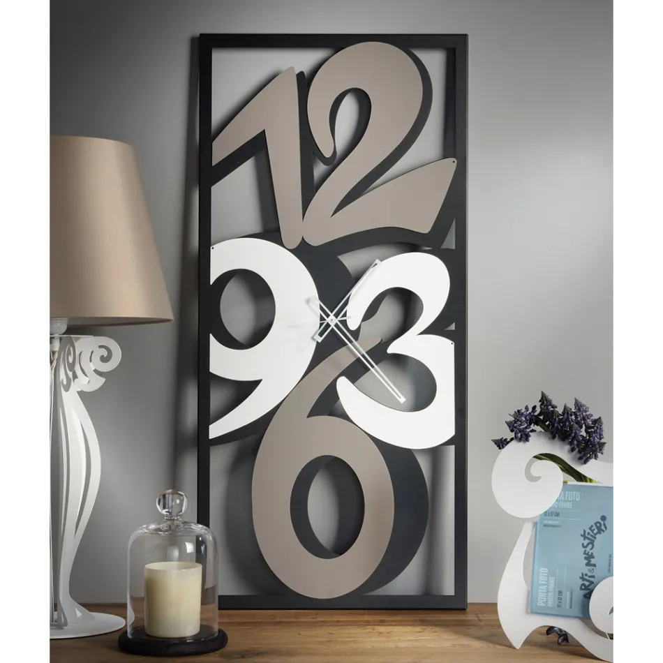 Klocka gjord av järn med stora siffror gjord i Italien - akvarium Viadurini