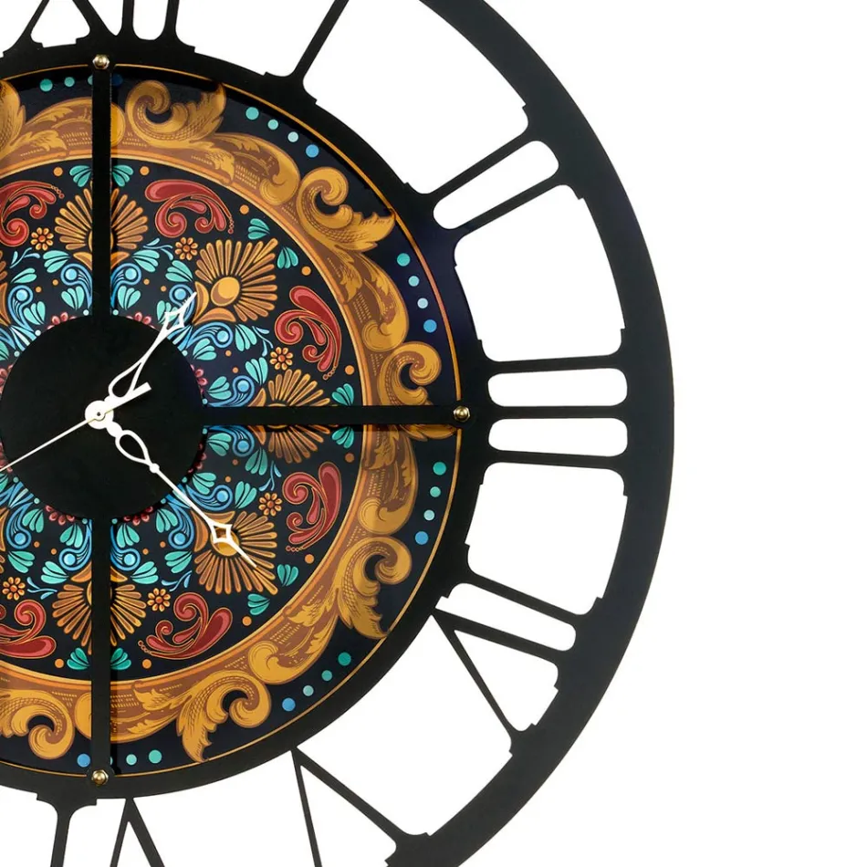 Klocka gjord av järn i 3 olika ytbehandlingar gjord i Italien - vete Viadurini