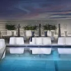 Vågig utomhusbänk i polyeten Tillverkad i Italien - Brenda Viadurini