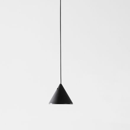 Trådgolvlampa i svart aluminium och liten kon Minimal Design - Mercado Viadurini