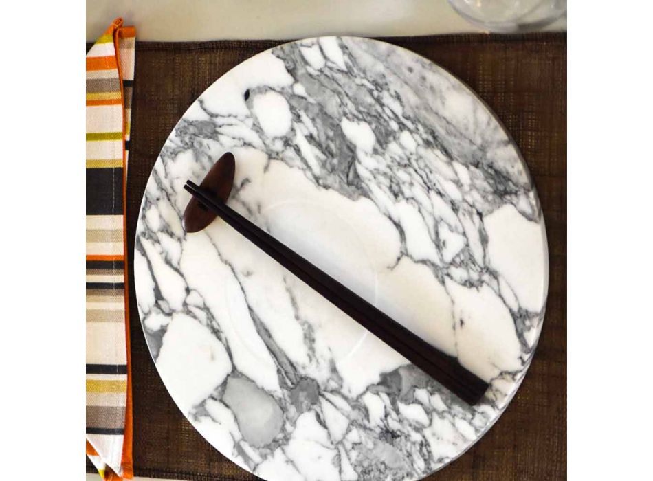 Rund serveringsplatta i vit Carrara-marmor Tillverkad i Italien - Kamil Viadurini