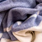 Ultramjuk och fluffig ullblandning Pläd tillverkad i Italien - Caldoso Viadurini