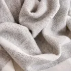 Ultramjuk och fluffig ullblandning Pläd tillverkad i Italien - Caldoso Viadurini