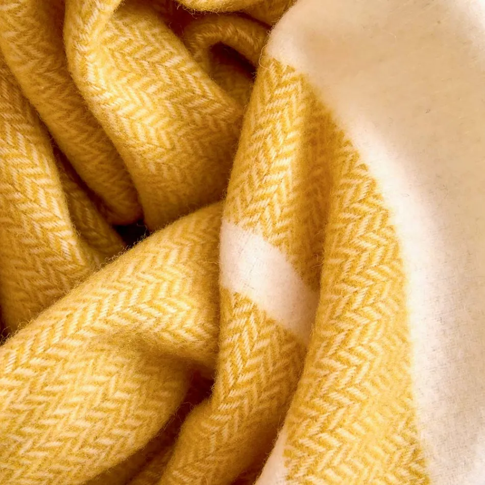 Ultramjuk och fluffig ullblandning Pläd tillverkad i Italien - Caldoso Viadurini