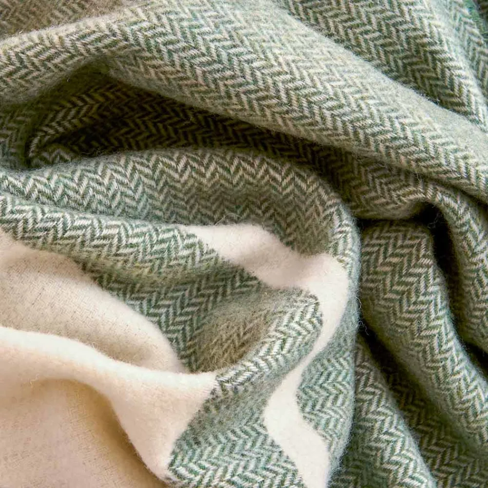 Ultramjuk och fluffig ullblandning Pläd tillverkad i Italien - Caldoso Viadurini