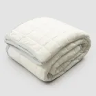 Pläd i bomullssatin och chenille med lurex, krita eller retrokant - Tortoro Viadurini