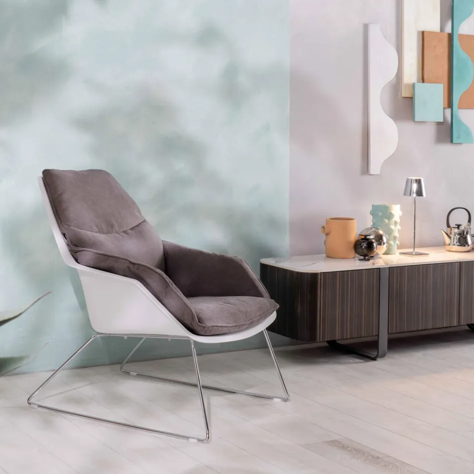 Fåtölj med metallunderrede, polypropenstruktur och tygkuddar - surfplatta Viadurini