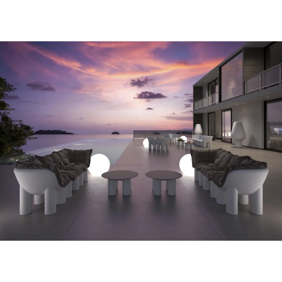 Utomhusfåtölj i polyeten med kudde tillverkad i Italien - Freccia Viadurini