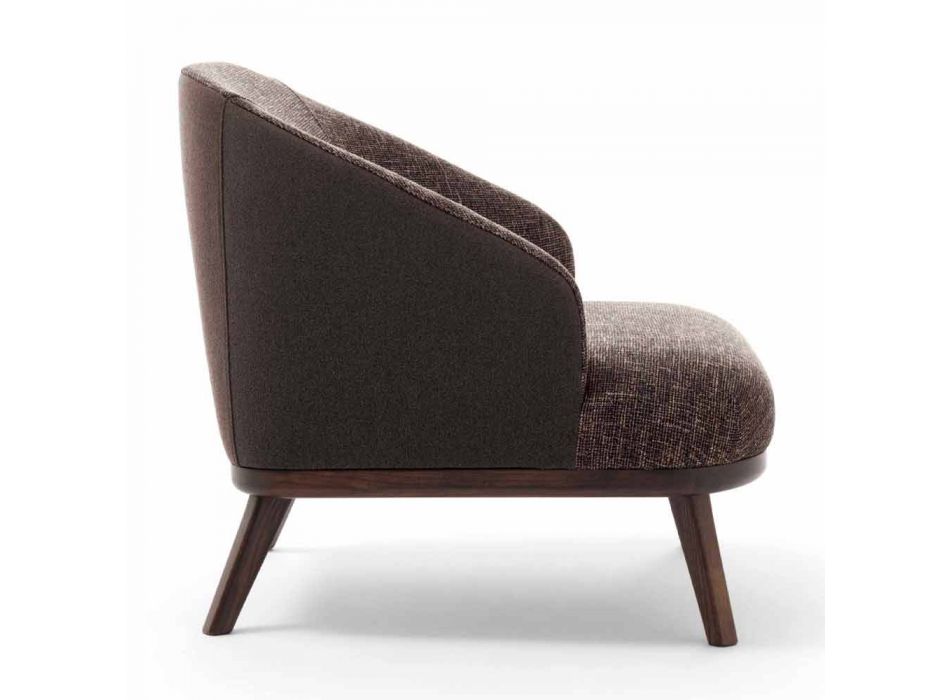 Tyg lounge stol med massivt trä bas tillverkad i Italien - Pepina Viadurini