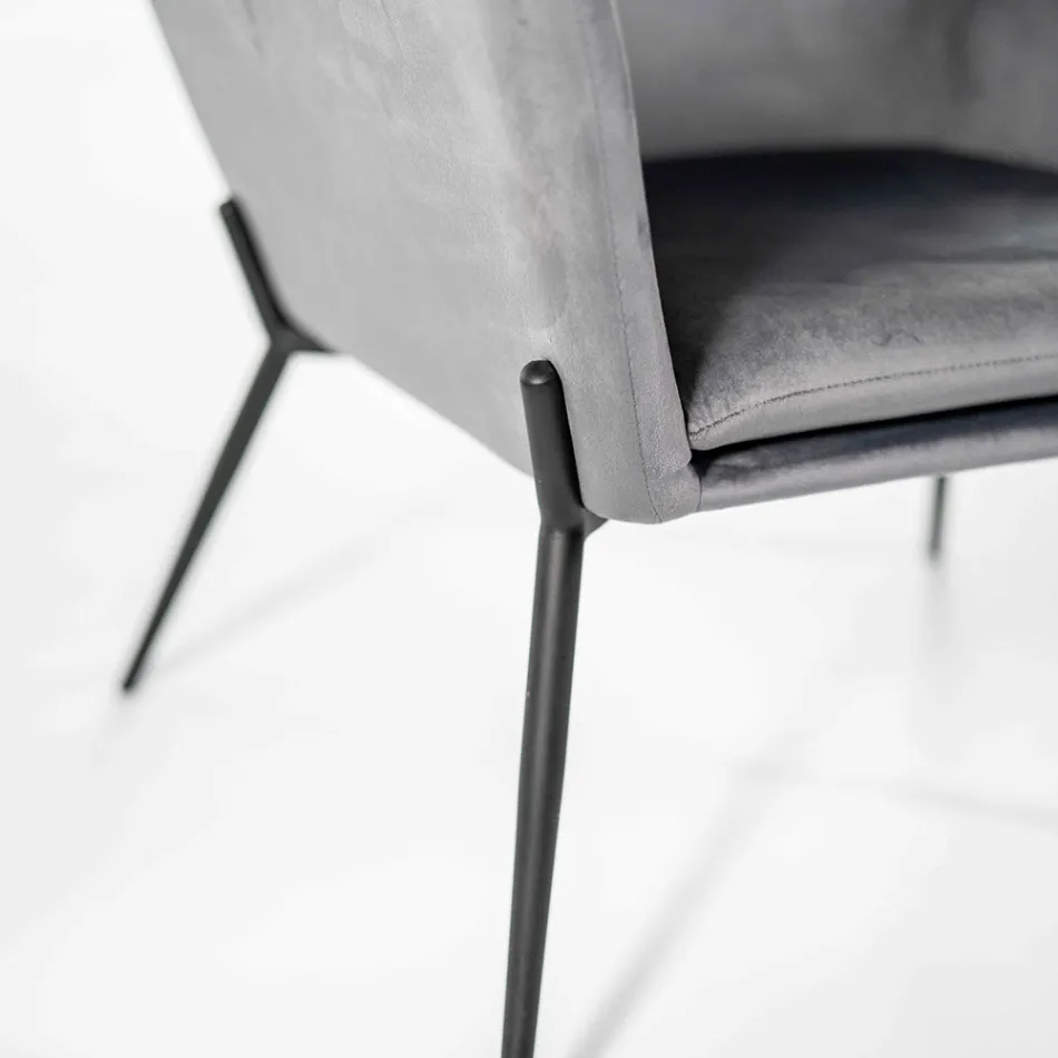 Vardagsrumsfåtölj i sammet av olika färger och metallbas - Italien Viadurini