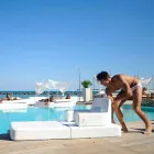 Flytande fåtölj Trona white design Lyx, tillverkad i Italien Viadurini