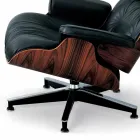 Svängbar fåtölj täckt i läder med fotstöd tillverkad i Italien - Maestrale Viadurini