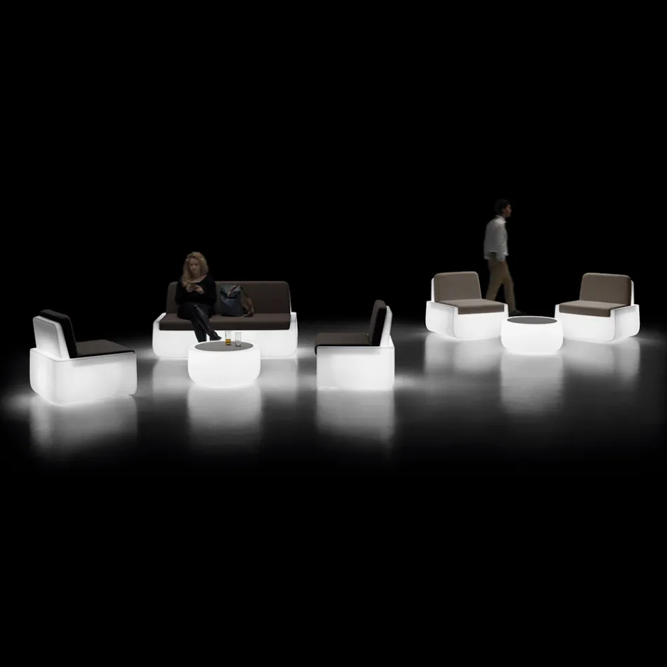 Ljus utomhusfåtölj i polyeten med kudde Tillverkad i Italien - Belida Viadurini