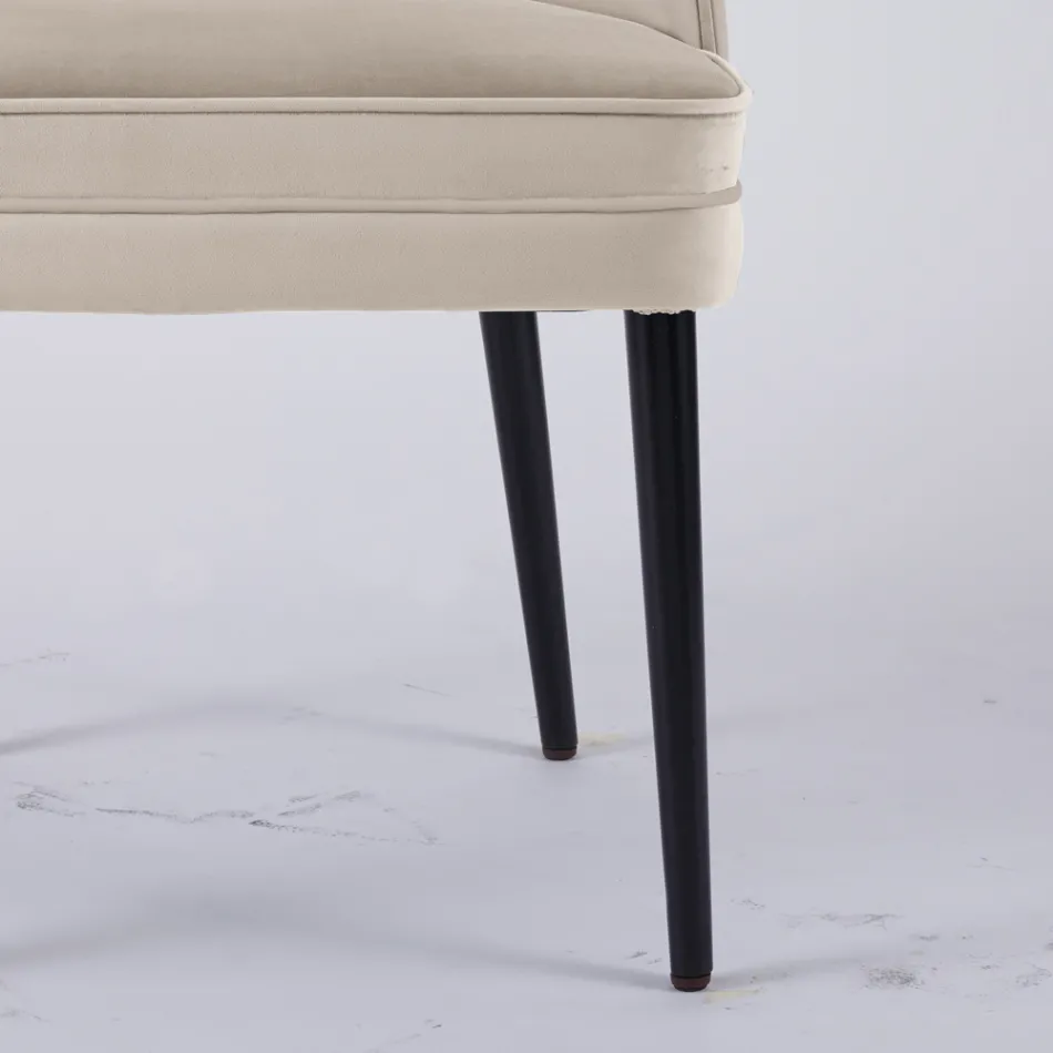 Vardagsfåtölj i olika tyger med träskal - Edgar Viadurini